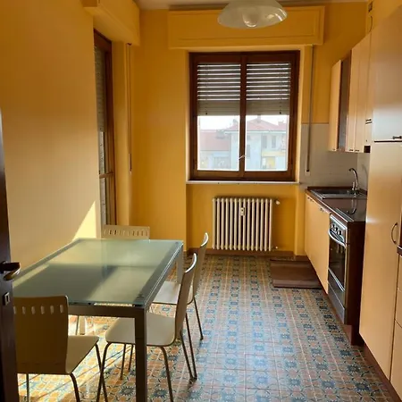 Boutique Attico In Centro Πανσιόν