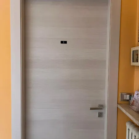 Boutique Attico In Centro Πανσιόν