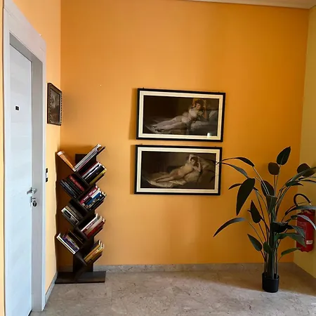 Boutique Attico In Centro Πανσιόν